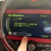 ミニJCW：DIYでエンジンオイル交換をする。~オイル量チェックとサービスインターバルリセット編~