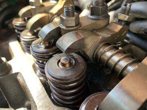 ローバーミニのタペットクリアランス調整