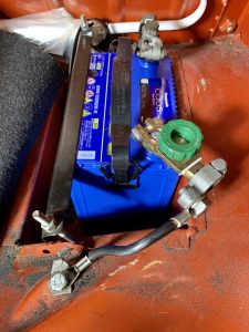 ローバーミニのバッテリー端子クリーニング
