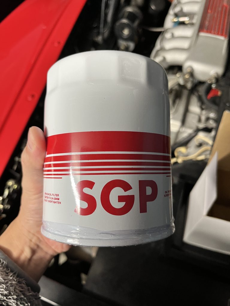 フェラーリテスタロッサのオイルフィルターSGP製