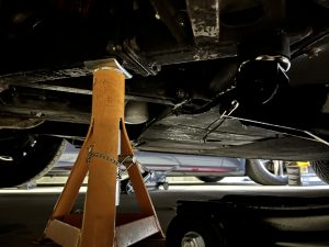 フェラーリテスタロッサのジャッキアップ
