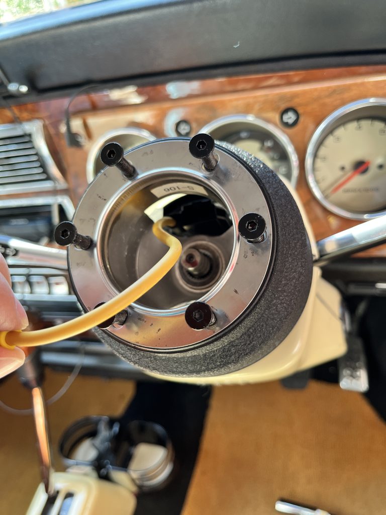 ローバーミニのステアリング交換