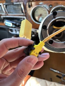 ローバーミニのステアリング交換