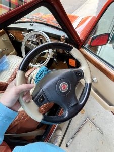 ローバーミニのステアリング交換