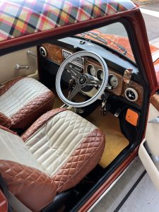 ローバーミニのステアリング交換