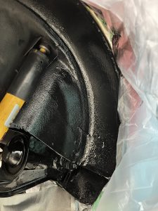 ローバーミニのホイールハウス再塗装