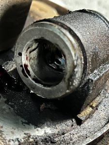 ローバーミニのドラムブレーキシリンダーオーバーホール