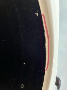 クアトロポルテのフェンダーツメ折り