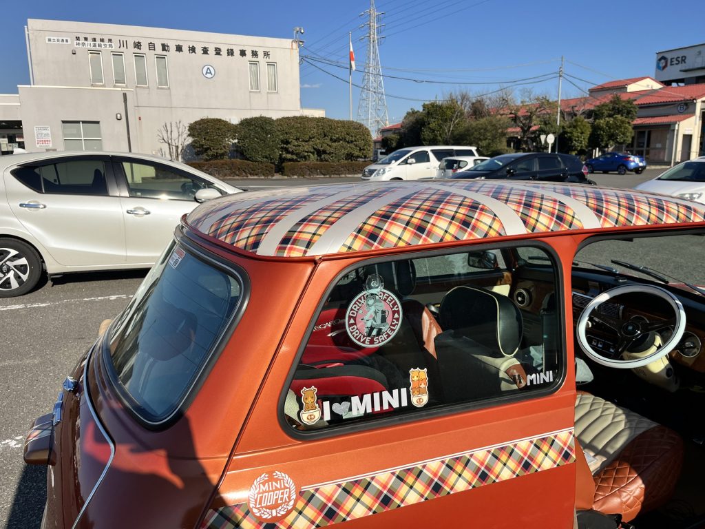 ローバーミニ:毎回忘れがちだけどサラリとユーザー車検を通してくる。